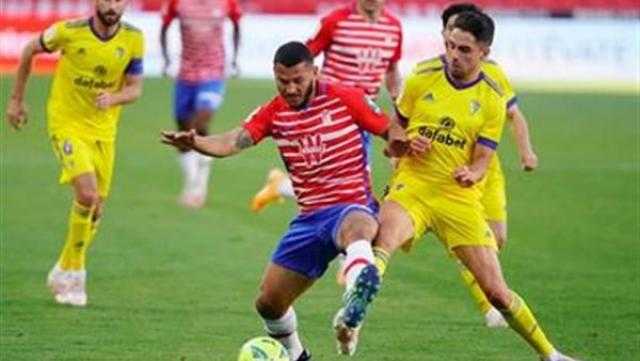 غرناطة يتعادل مع قادش سلبيا في الدوري الإسباني