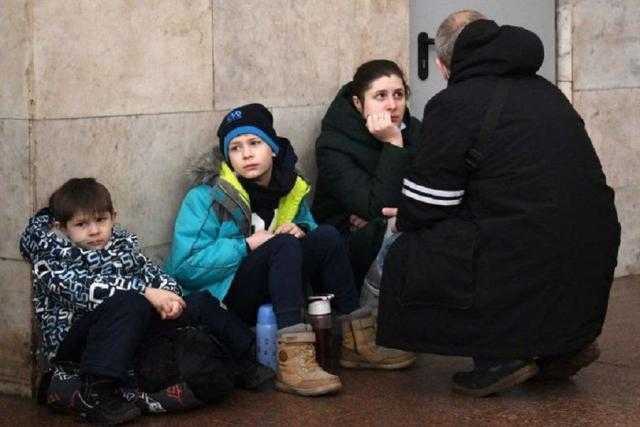 بولندا: عدد اللاجئين القادمين من أوكرانيا تجاوز 600 ألف شخص