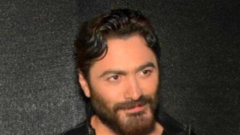 فى الساحل الشمالى.. تامر حسنى يحتفل الليلة بـ عشأنجى