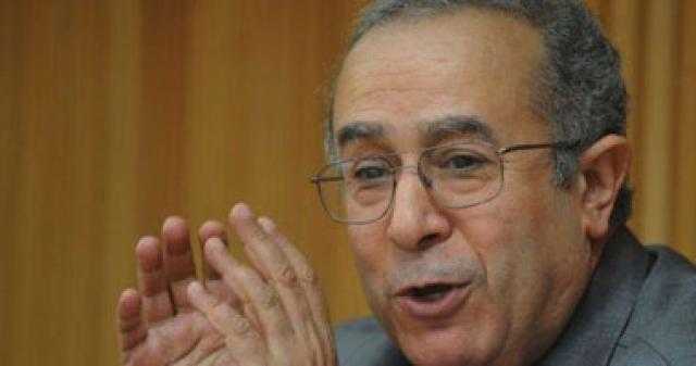 الجزائر تعلق نشاط سفارتها لدى أوكرانيا