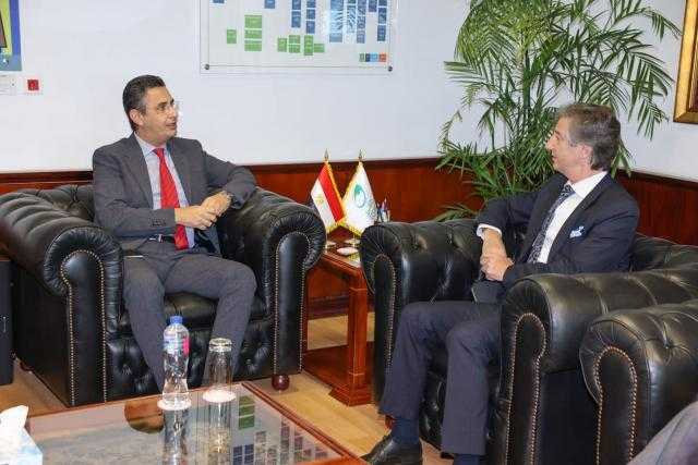 رئيس البريد المصري يستقبل ممثل برنامج الأمم المتحدة الإنمائي لبحث سبل التعاون