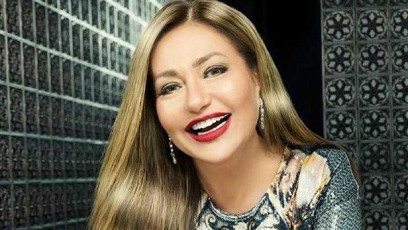 ليلى علوي تتألق في مهرجان القاهرة للدراما بإطلالة حازت إعجاب متابعيها