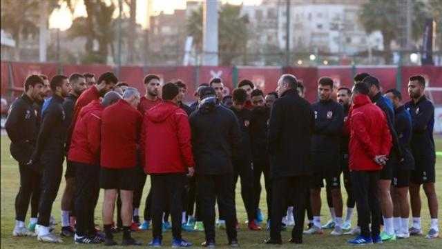 رئيس الأهلي يطمئن على بعثة الفريق في جنوب إفريقيا