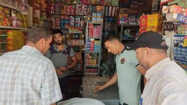 إغلاق منشآت مخالفة وإزالة إشغالات خلال حملات بأحياء الإسكندرية
