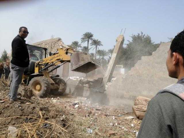 محافظ أسيوط: إزالة 35 حالة تعدي على أملاك دولة بالفتح ضمن المرحلة الثالثة من الموجة 19