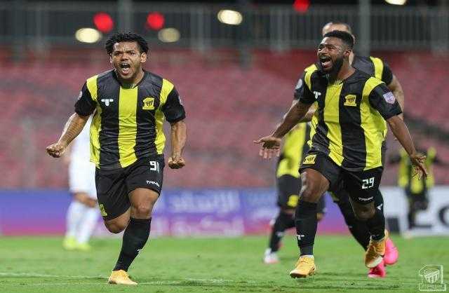 الاتحاد يفوز على الشباب ويعزز صدارته للدوري السعودي