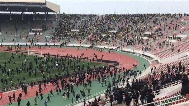 المغرب: أحداث شغب رياضي تتسبب في إصابات بين الجماهير وخسائر في ملعب المباراة