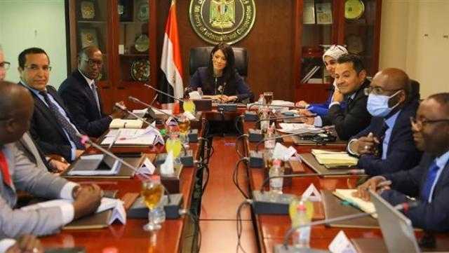 «المشاط» تلتقي وفدًا برئاسة نائب رئيس بنك التنمية الأفريقي لمناقشة التعاون المشترك