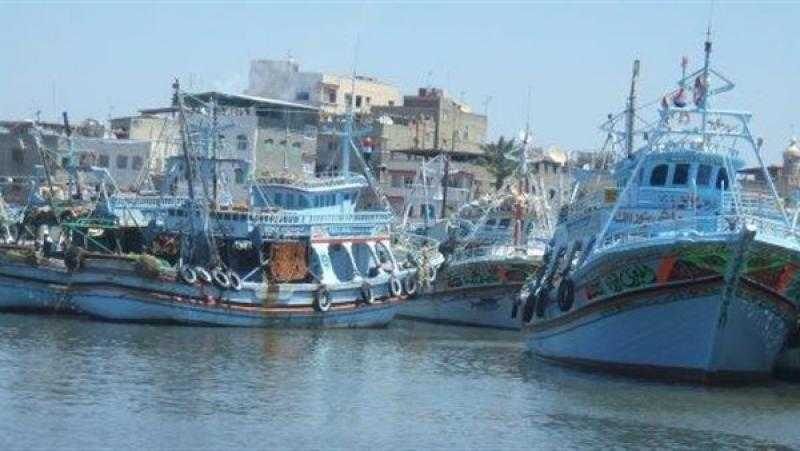 توقف حركة الملاحة بالبرلس والبحر المتوسط لسوء حالة الطقس بكفر الشيخ