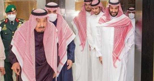 شاهد لحظة مغادرة العاهل السعودى المستشفى بعد إجراء فحوصات طبية