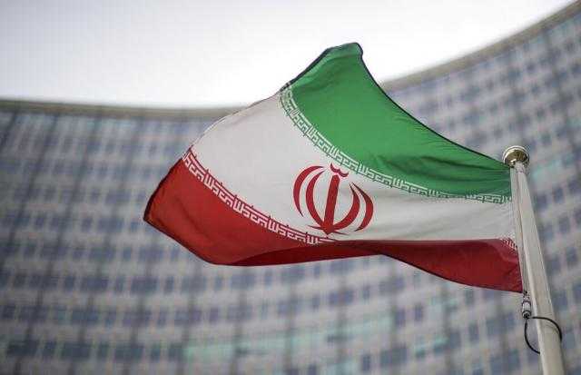 إيران تعلن إنقاذ 29 شخصا كانوا على متن سفينة إماراتية غرقت في الخليج