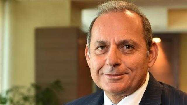 «عكاشة»: البنك الأهلي نجح في التوافق مع تطبيق المعايير الدولية