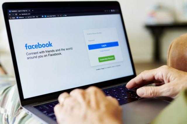 محكمة روسية تحظر فيسبوك وإنستجرام بتهمة التطرف