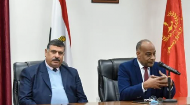 خط أحمر