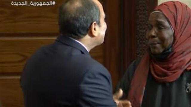 الحاجة مكة عن مقابلة الرئيس السيسي: أول مرة أحس بالسعادة