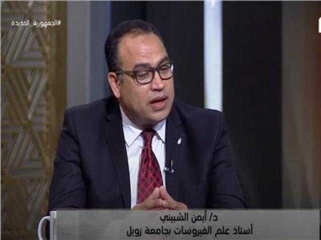أستاذ فيروسات: متحور أوميكرون ضعيف والعالم يتعامل بتراخي مع الجائحة