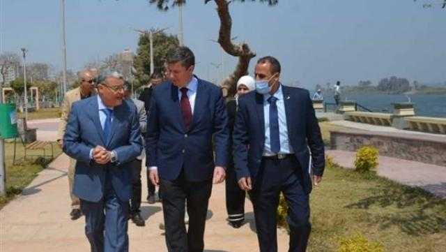 محافظ المنيا يستقبل السفير البلجيكي ويصطحبه في جولة على كورنيش النيل.. صور
