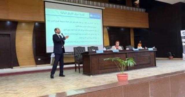 مسئول بالبورصة لشباب ”عين شمس”: الاستثمار فى سوق المال ليس حكرًا على الأغنياء