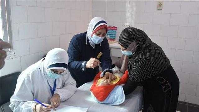 تطعيم 140 ألف طفل خلال اليوم الأول لحملة شلل الأطفال في أسوان