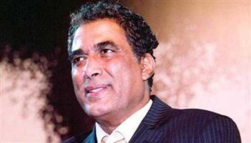 عدت مشهد مع أحمد زكي 48 مرة.. طارق الدسوقي يكشف كواليس تصوير ”ناصر 56”