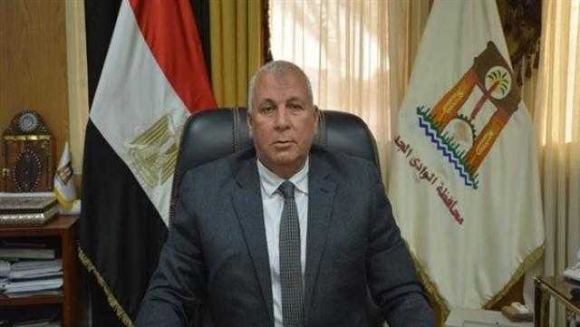 محافظ الوادي الجديد يكرم الفائز في تصفيات المسابقة الدولية للعلوم والهندسة