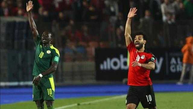 عادل مصطفى لمنتقدي صلاح: «ليس ماكينة ألمانية.. ولا ننسى ما فعله للمنتخب»