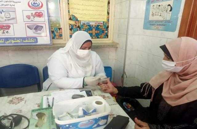 الكشف على 1727 مواطنا في قافلة طبية مجانية بدمياط