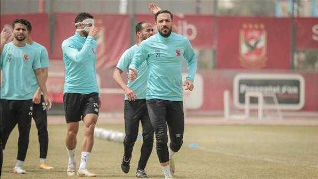 انتظام اللاعبين الدوليين في تدريبات الأهلي استعدادًا للهلال السوداني