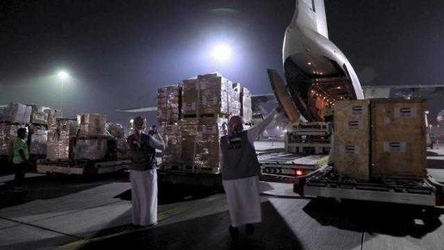 الإمارات ترسل طائرة تحمل 30 طنا من الإمدادات الإغاثية إلى أوكرانيا
