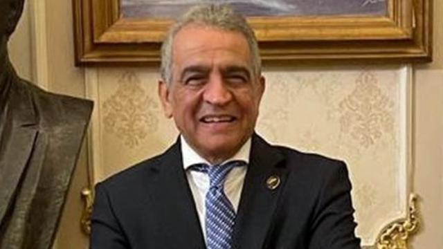 خط أحمر