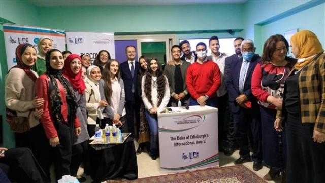 السفير البريطاني يزور أنشطة برنامج ”وعي” للتنمية المجتمعية بالمنيا
