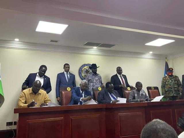 الحكومة والمعارضة في جنوب السودان يوقعان اتفاقا حول القيادة الموحدة برعاية الخرطوم