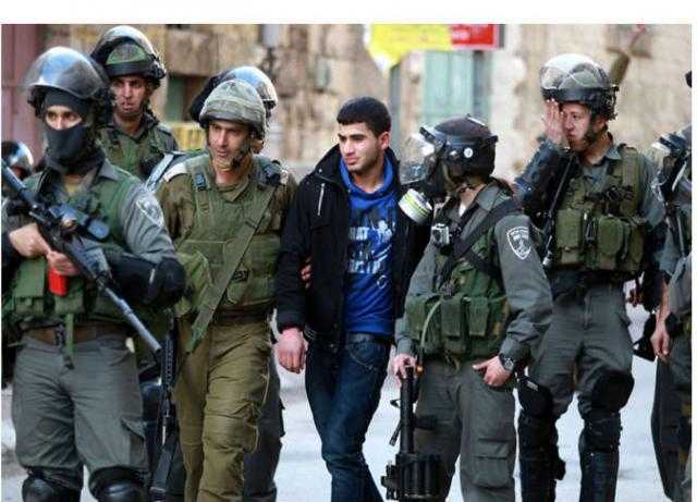 القوات الإسرائيلية تعتقل 12 فلسطينيا في الضفة الغربية