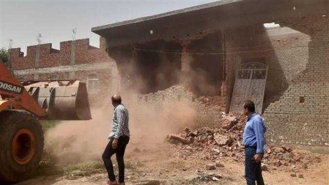 إزالة 24 حالة بناء مخالف وتعديات علي الأراضي الزراعية في الجيزة