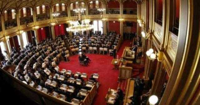 وزير الدفاع النرويجى يقدم استقالته للحكومة بسبب علاقة غرامية سابقة