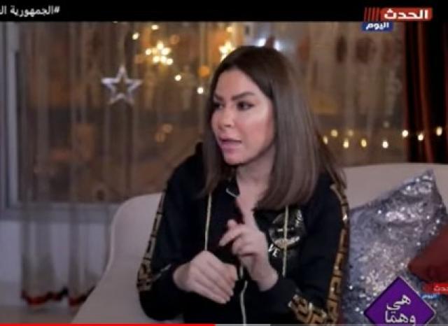 ألفت عمر تكشف أسرار الرقم 9.. طاقة إيجابية ونافذة على الكون