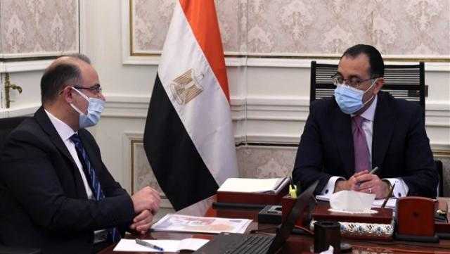 رئيس الوزراء يلتقي رئيس مجلس إدارة البورصة المصرية