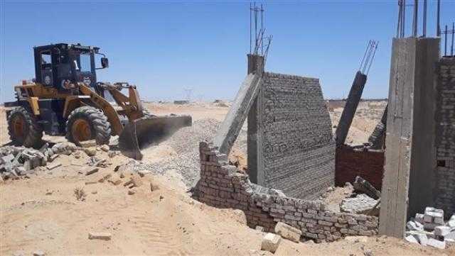 محافظة الجيزة تواصل حملاتها المبكرة لضبط مخالفات البناء بهضبة الأهرام