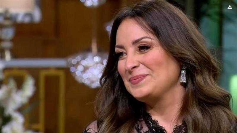 بملابس ملفتة.. نيرمين الفقي تثير الجدل في شرم الشيخ| شاهد