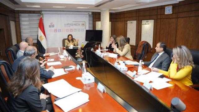 وزيرة التخطيط تبحث الموقف التنفيذي لإنشاء أول أكاديمية للتصدير في مصر