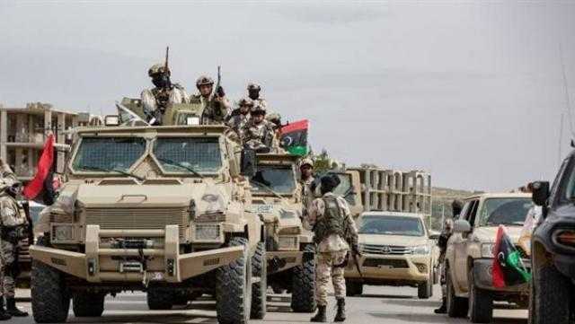 الجيش الليبي: عناصر داعش الإرهابي تفجر سيارة مفخخة أمام أحد المعسكرات