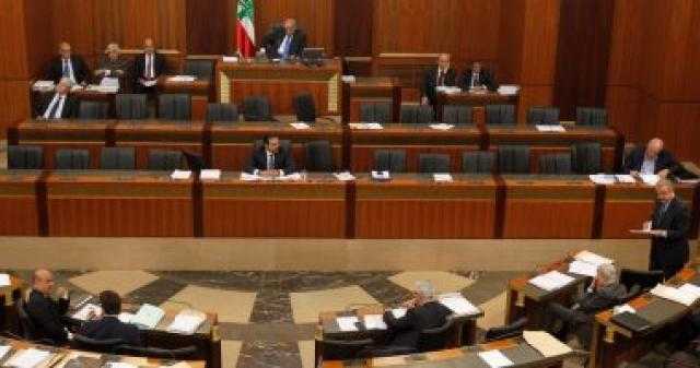 لبنان: اللجان النيابية توقف نظر مشروع ”الكابيتال كونترول”