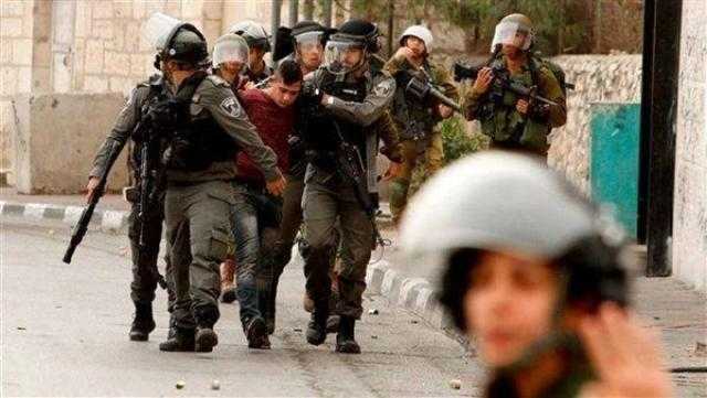 الاحتلال الإسرائيلي يعتقل شابا فلسطينيا من باب العامود في القدس