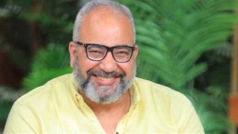 بيومي فؤاد: أحمد مكي فنان كبير جدا ومتعاون بشكل رهيب
