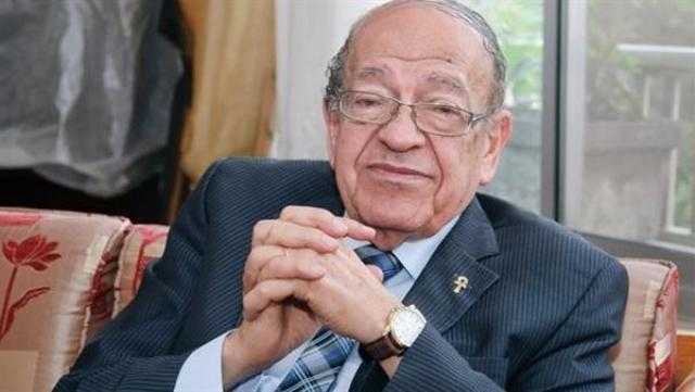 وسيم السيسي: لا توجد برديات فرعونية عن إغماض أبو الهول عينه وما يتردد فبركة وكذب