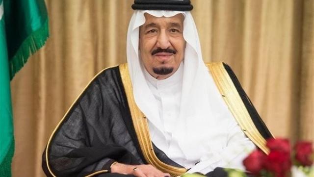 خادم الحرمين وولي العهد يهنئان ماكرون بإعادة انتخابه رئيسًا لفرنسا