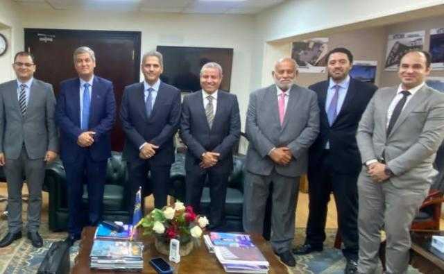 ”قطاع الأعمال”: توقيع عقد تطوير كورنيش المقطم بتكلفة 32 مليار جنيه.. و61 مليار الإيرادات المتوقعة
