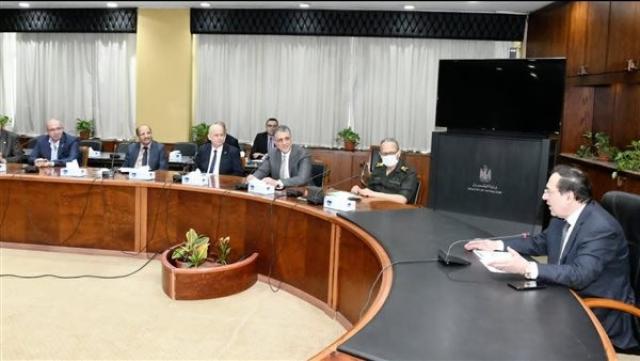 الملا: توافر أرصدة وإمدادات المنتجات البترولية والغاز الطبيعي خلال الفترة المقبلة
