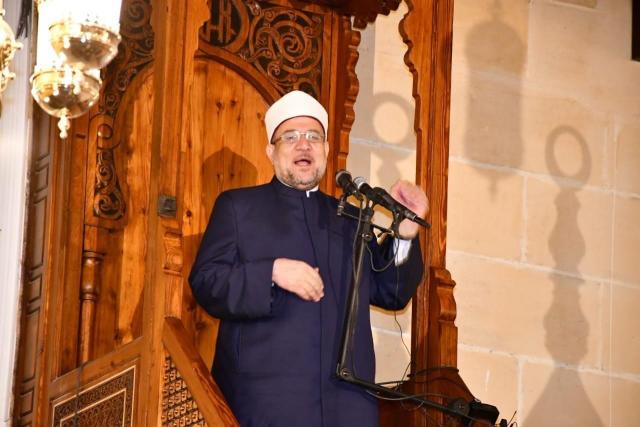 وزير الأوقاف من مسجد الحسين: إخفاء ليلة القدر لها حكمة إلهية