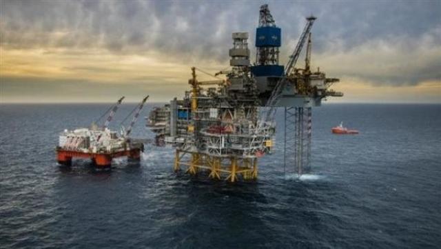 البترول: توصيل الغاز الطبيعي إلى 300 ألف وحدة سكنية ضمن «حياة كريمة»